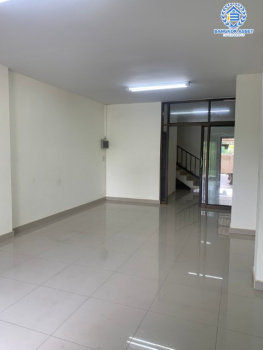 *****อาคารพาณิชย์ 4 ชั้น ซอยไทยร่มเกล้า กาญจนาฯ เนื้อที่กว้าง 30.40 ตร.ว. ฟังก์ชัน 6 ห้องนอน 3 ห้องน้ำ สภาพสวยออกแบบทันสมัย พร้อมเข้าอยู่ หรือทำเป็น Home Office ได้ ตั้งบนทำเลแห่งการเดินทาง เชื่อมต่อถนนกาญจนาภิเษก ถนนนครอินทร์ ถนนราชพฤกษ์ ใกล้ทางด่วน "ศรีรัช" จองเลย!